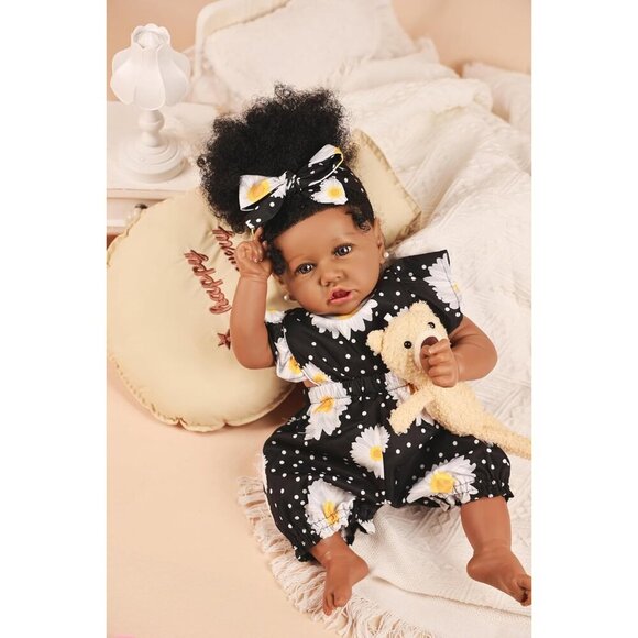 🆕22.8 Inch Reborn Doll with Soft Cloth Body African American Hazel Girl Doll - Picture 8 of 8